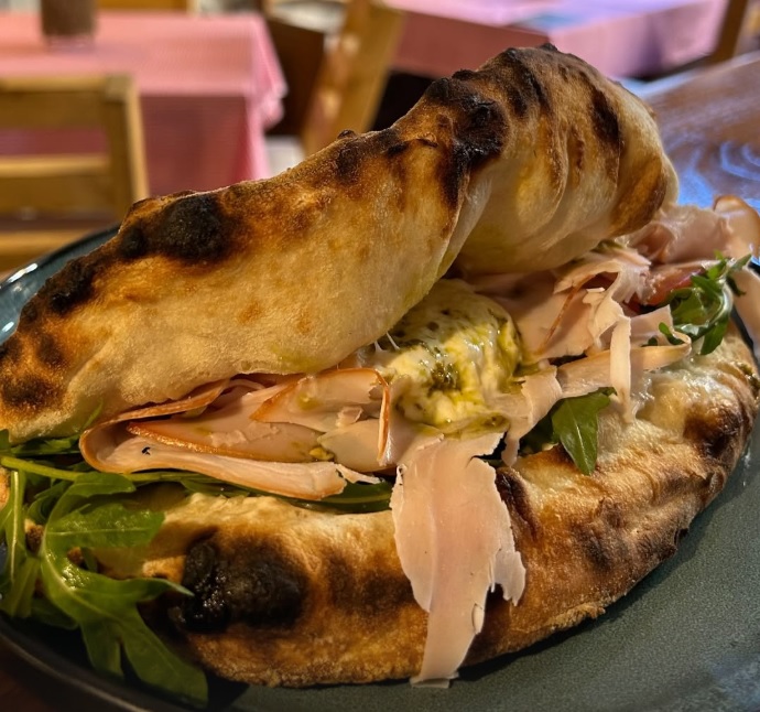 Crudo sandwich